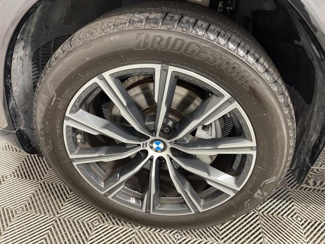 Photo of 2025 Black BMW X6