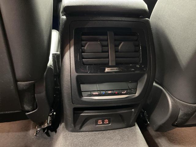 Photo of 2024 Gray BMW X4