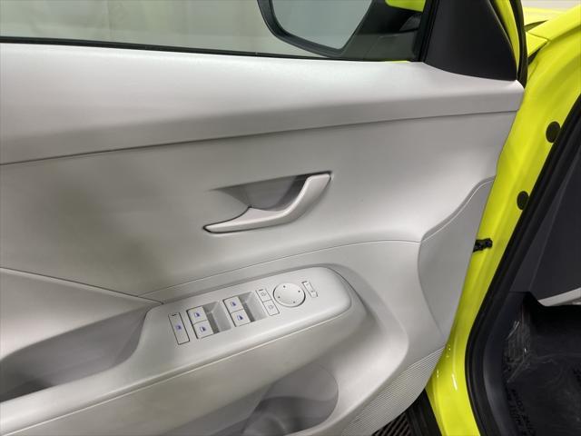 Photo of 2024 Neoteric Yellow Hyundai KONA
