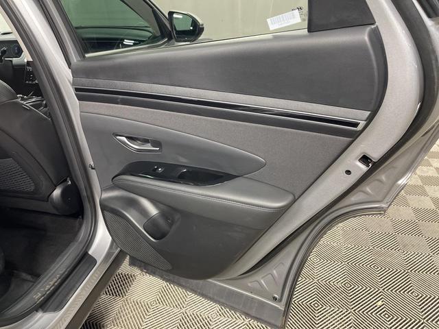 Photo of 2023 Shimmering Silver Hyundai TUCSON Hybrid