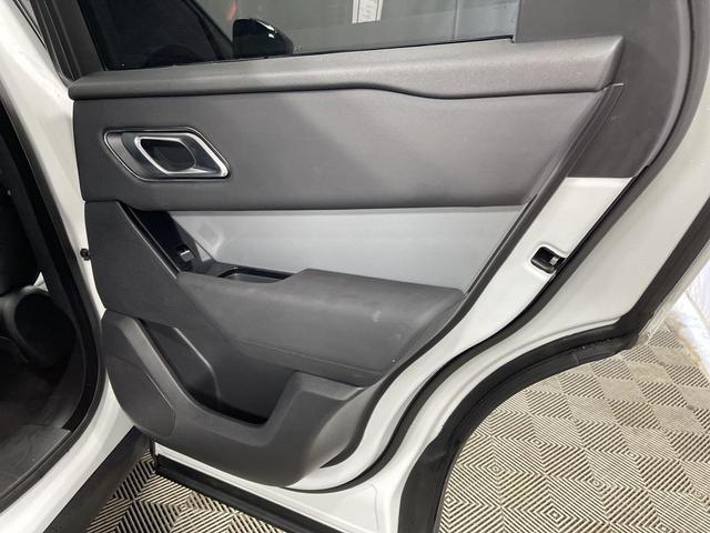 Photo of 2024 White Land Rover Range Rover Velar