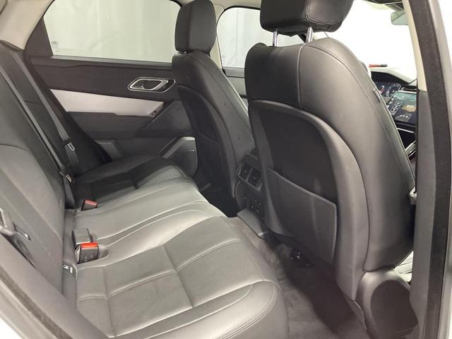Photo of 2024 White Land Rover Range Rover Velar