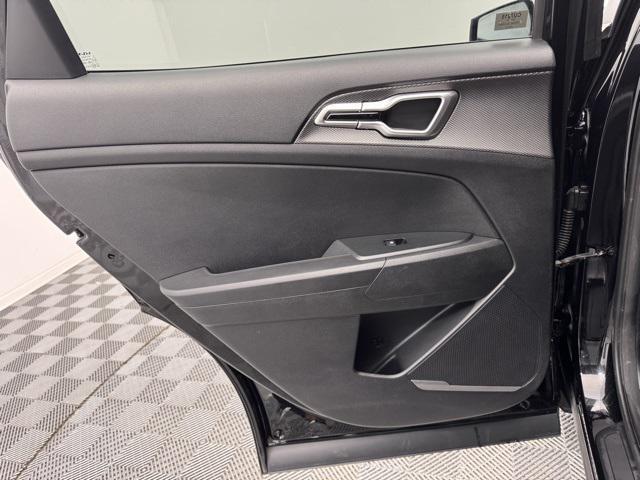 Photo of 2024 Fusion Black Kia Sportage