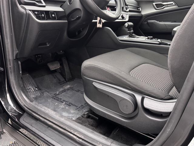 Photo of 2024 Fusion Black Kia Sportage