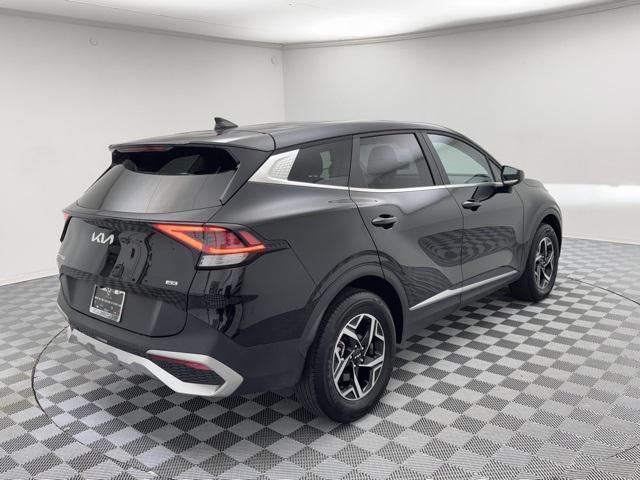 Photo of 2024 Fusion Black Kia Sportage
