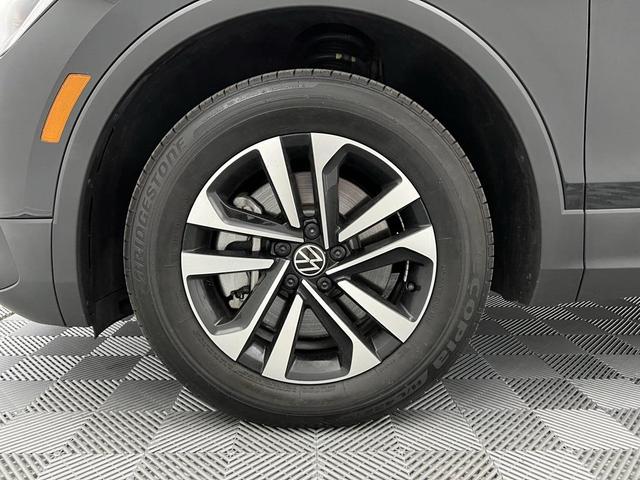 Photo of 2023 Deep Black Volkswagen Tiguan