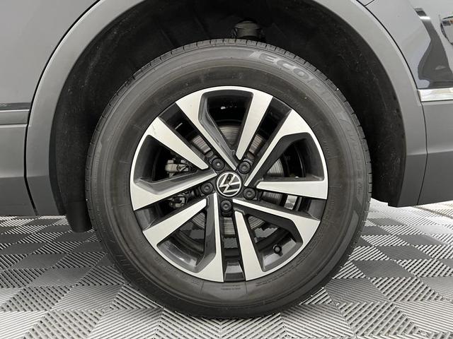 Photo of 2023 Deep Black Volkswagen Tiguan