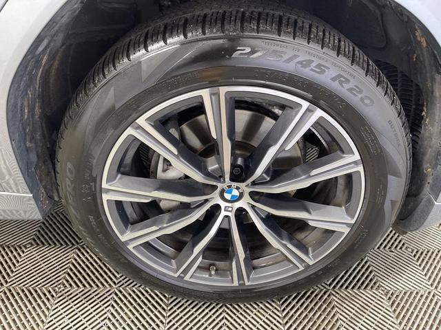 Photo of 2025 Gray BMW X6