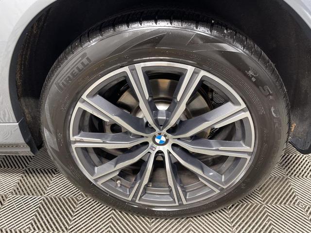 Photo of 2025 Gray BMW X6
