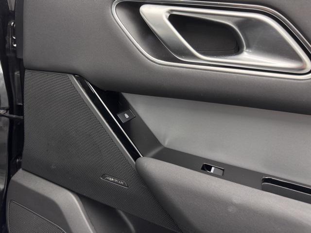 Photo of 2024 Black Land Rover Range Rover Velar