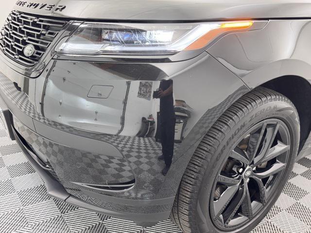 Photo of 2024 Black Land Rover Range Rover Velar