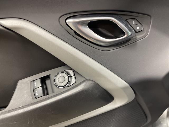 Photo of 2023 Sharkskin Metallic Chevrolet Camaro
