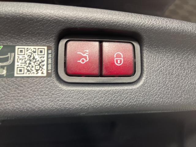 Photo of 2025 White Mercedes-Benz C-Class
