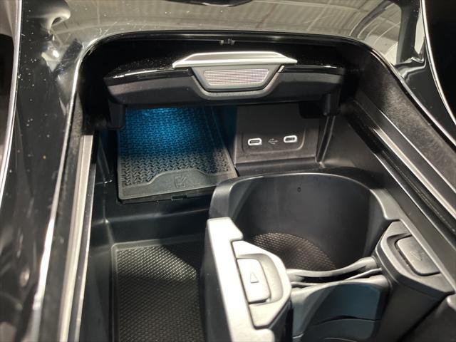 Photo of 2025 White Mercedes-Benz C-Class