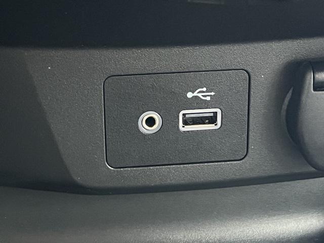Photo of 2020 Magnetic Black Pearl Nissan Rogue Sport