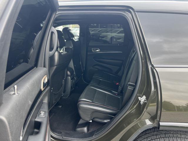 Photo of 2016 Recon Green Clearcoat Jeep Grand Cherokee