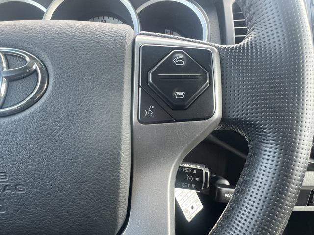 Photo of 2014 Black Toyota Tacoma