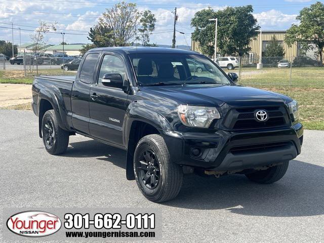 Photo of 2014 Black Toyota Tacoma