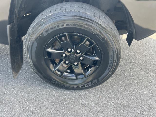 Photo of 2014 Black Toyota Tacoma
