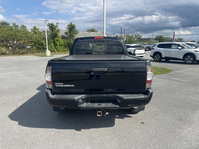 Photo of 2014 Black Toyota Tacoma
