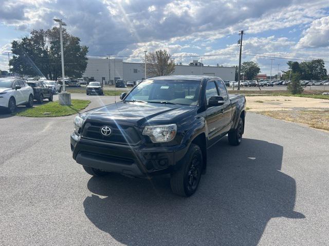 Photo of 2014 Black Toyota Tacoma