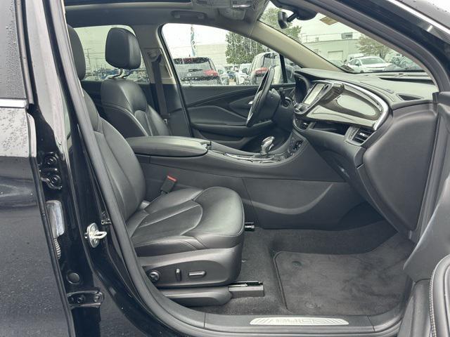 Photo of 2020 Ebony Twilight Metallic Buick Envision