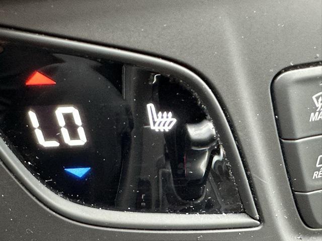 Photo of 2020 Ebony Twilight Metallic Buick Envision