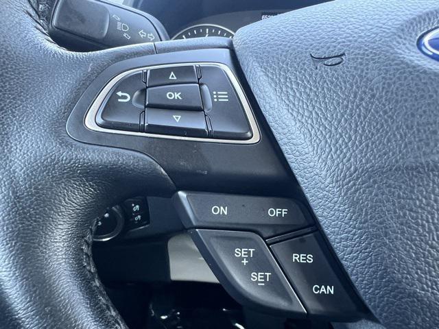 Photo of 2019 Diamond White Ford EcoSport