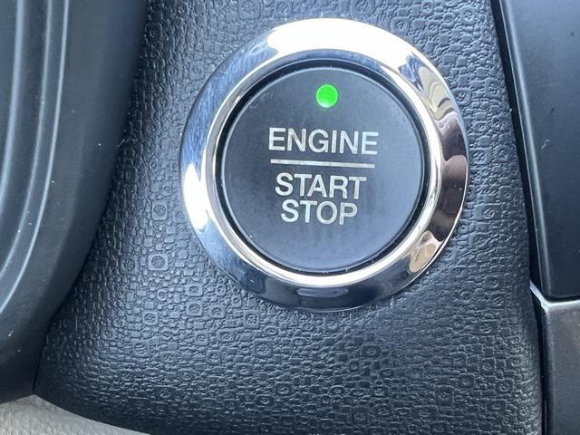 Photo of 2019 Diamond White Ford EcoSport