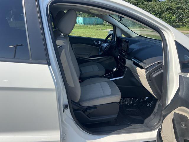Photo of 2019 Diamond White Ford EcoSport