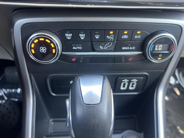 Photo of 2019 Diamond White Ford EcoSport