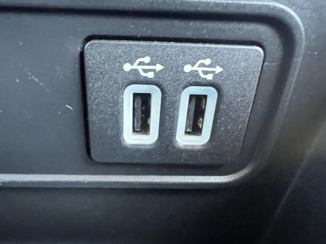 Photo of 2019 Diamond White Ford EcoSport