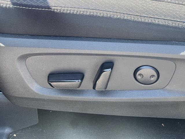 Photo of 2024 Gun Metallic Nissan Pathfinder