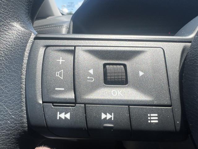 Photo of 2024 Super Black Nissan Rogue