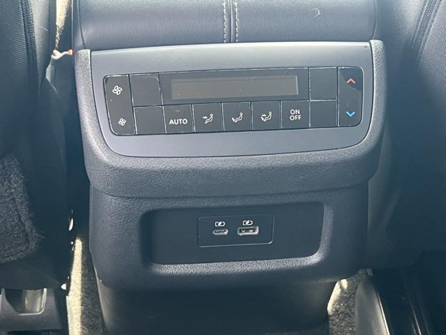 Photo of 2025 Super Black Nissan Pathfinder