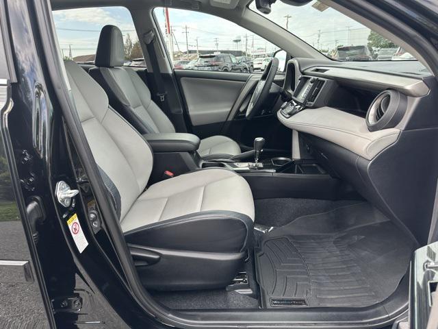 Photo of 2017 Black Toyota RAV4