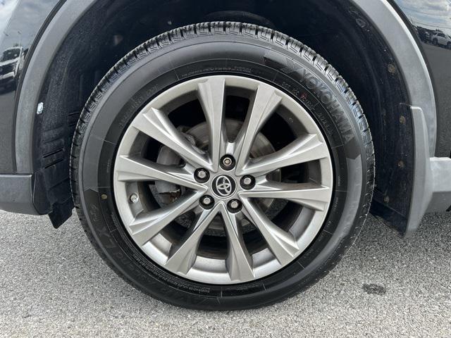 Photo of 2017 Black Toyota RAV4