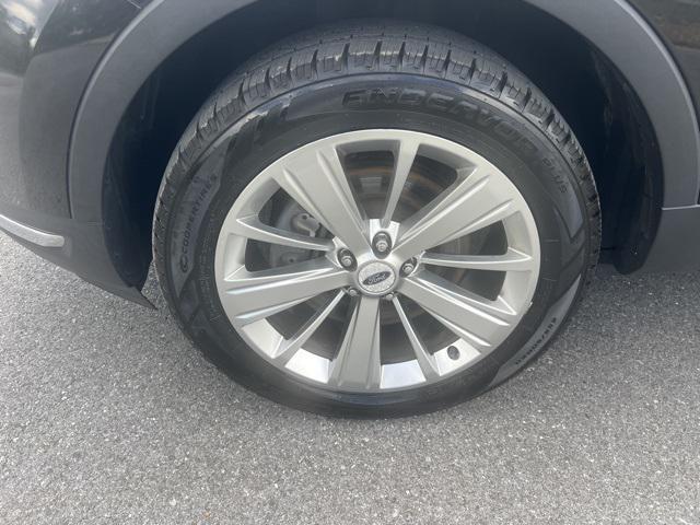 Photo of 2019 Agate Black Metallic Ford Explorer
