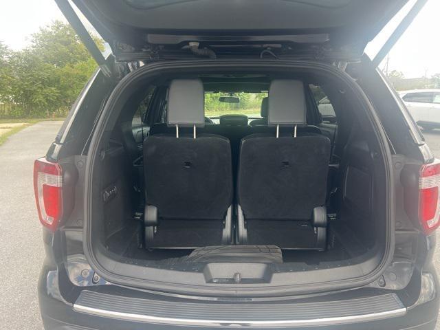 Photo of 2019 Agate Black Metallic Ford Explorer