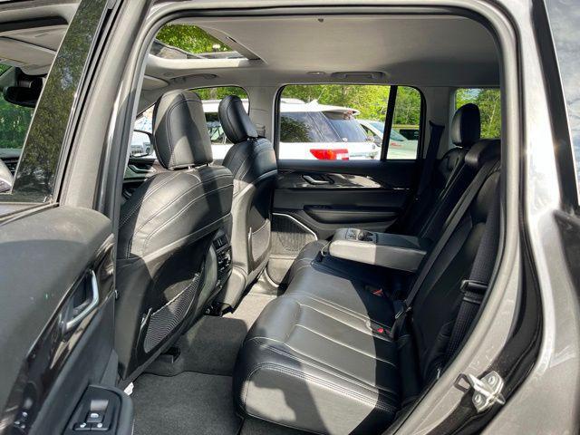 Photo of 2022 Baltic Gray Metallic Clearcoat Jeep Grand Cherokee