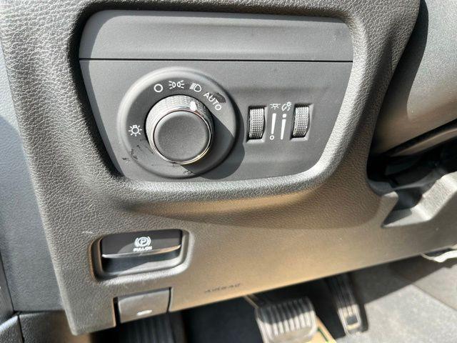 Photo of 2022 Baltic Gray Metallic Clearcoat Jeep Grand Cherokee