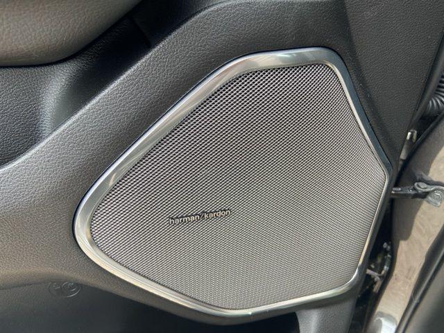 Photo of 2025 Granite Crystal Metallic Clearcoat RAM 1500