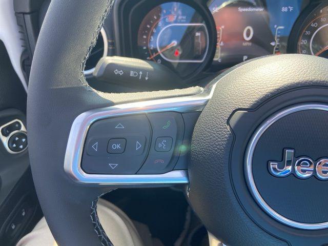 Photo of 2025 Bright White Clearcoat Jeep Wrangler