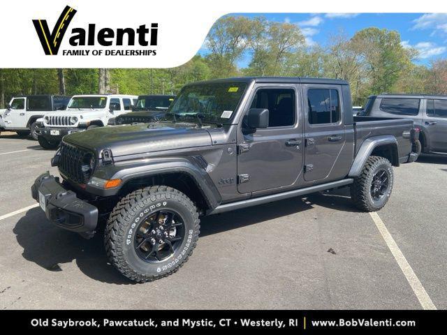 Photo of 2025 Granite Crystal Metallic Clearcoat Jeep Gladiator