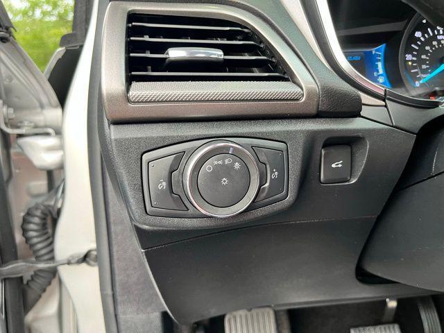 Photo of 2019 Ingot Silver Ford Fusion Hybrid
