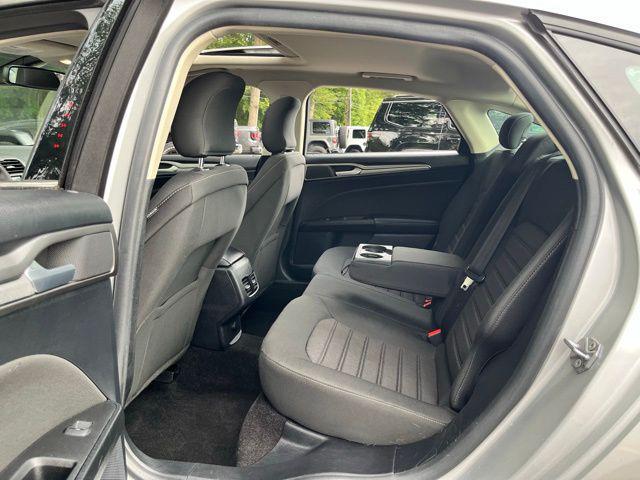 Photo of 2019 Ingot Silver Ford Fusion Hybrid