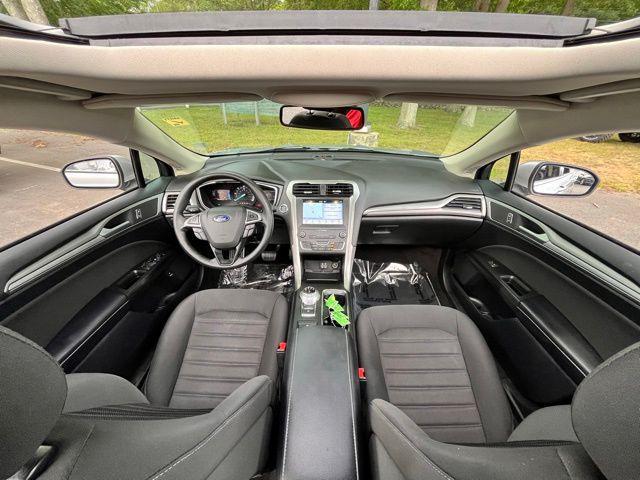 Photo of 2019 Ingot Silver Ford Fusion Hybrid