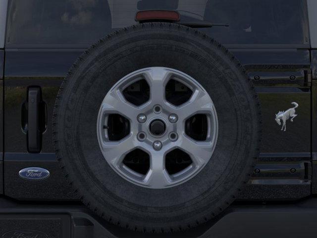Photo of 2025 Shadow Black Ford Bronco