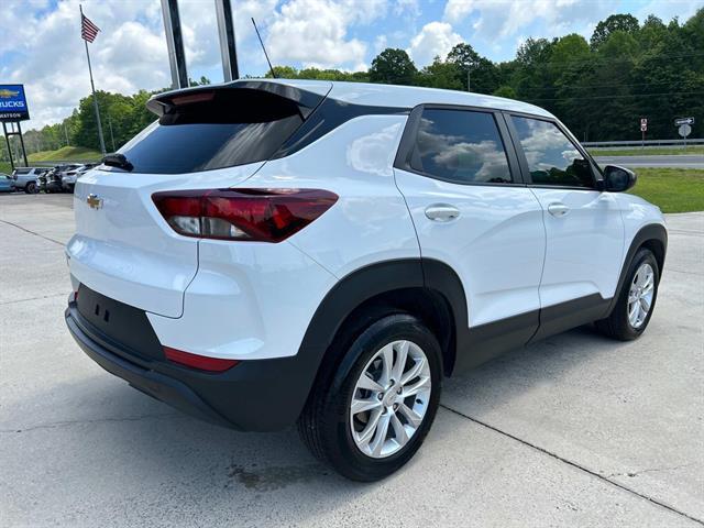 Photo of 2023 WHITE Chevrolet Trailblazer
