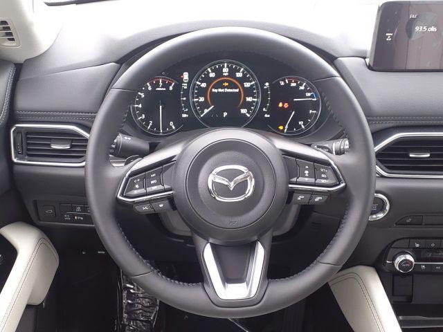 Photo of 2025 White Metallic Mazda CX-5